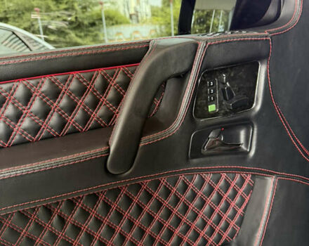 Чорний Мерседес Г-Клас, об'ємом двигуна 5.44 л та пробігом 161 тис. км за 39000 $, фото 11 на Automoto.ua