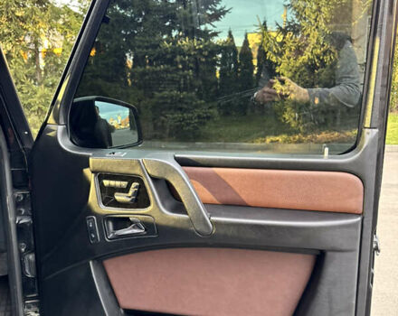 Черный Мерседес Г-Класс, объемом двигателя 5.44 л и пробегом 172 тыс. км за 52000 $, фото 11 на Automoto.ua