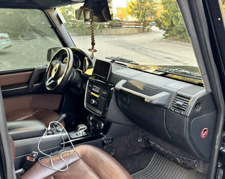 Черный Мерседес Г-Класс, объемом двигателя 5.44 л и пробегом 172 тыс. км за 52000 $, фото 12 на Automoto.ua