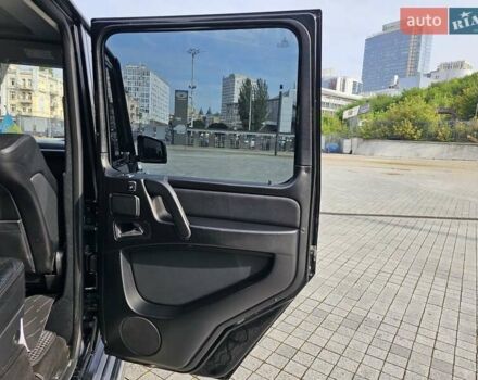 Черный Мерседес Г-Класс, объемом двигателя 2.99 л и пробегом 182 тыс. км за 50000 $, фото 19 на Automoto.ua