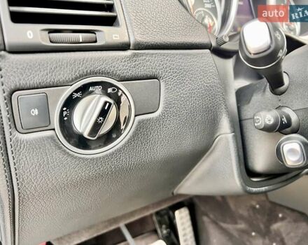 Черный Мерседес Г-Класс, объемом двигателя 4 л и пробегом 123 тыс. км за 67777 $, фото 22 на Automoto.ua