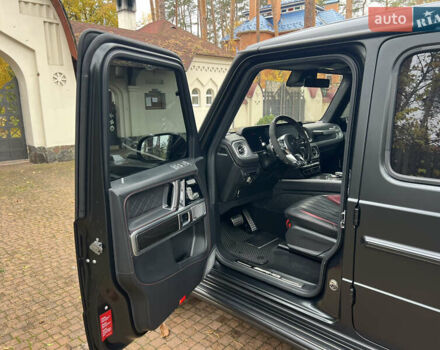 Черный Мерседес Г-Класс, объемом двигателя 4 л и пробегом 66 тыс. км за 169000 $, фото 106 на Automoto.ua