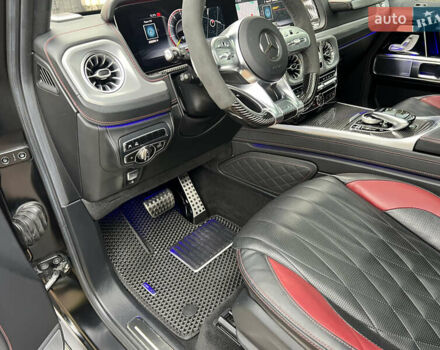 Черный Мерседес Г-Класс, объемом двигателя 4 л и пробегом 66 тыс. км за 169000 $, фото 158 на Automoto.ua