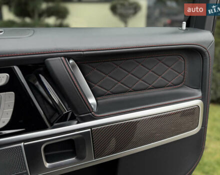 Черный Мерседес Г-Класс, объемом двигателя 3.98 л и пробегом 95 тыс. км за 144900 $, фото 89 на Automoto.ua