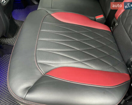 Черный Мерседес Г-Класс, объемом двигателя 4 л и пробегом 66 тыс. км за 169000 $, фото 173 на Automoto.ua