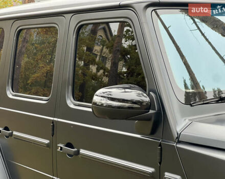 Черный Мерседес Г-Класс, объемом двигателя 4 л и пробегом 66 тыс. км за 169000 $, фото 29 на Automoto.ua