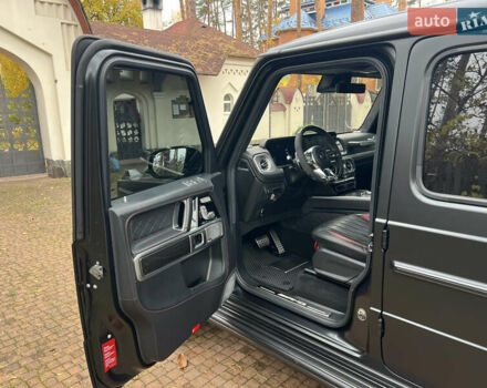 Черный Мерседес Г-Класс, объемом двигателя 4 л и пробегом 66 тыс. км за 169000 $, фото 104 на Automoto.ua