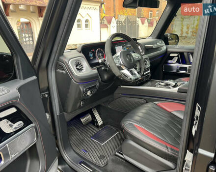 Черный Мерседес Г-Класс, объемом двигателя 4 л и пробегом 66 тыс. км за 169000 $, фото 159 на Automoto.ua