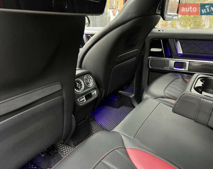 Черный Мерседес Г-Класс, объемом двигателя 4 л и пробегом 66 тыс. км за 169000 $, фото 175 на Automoto.ua