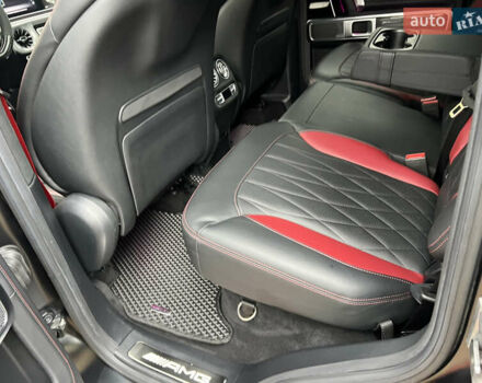 Черный Мерседес Г-Класс, объемом двигателя 4 л и пробегом 66 тыс. км за 169000 $, фото 170 на Automoto.ua