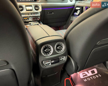 Черный Мерседес Г-Класс, объемом двигателя 3.98 л и пробегом 9 тыс. км за 330000 $, фото 33 на Automoto.ua