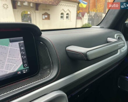Черный Мерседес Г-Класс, объемом двигателя 4 л и пробегом 66 тыс. км за 169000 $, фото 243 на Automoto.ua