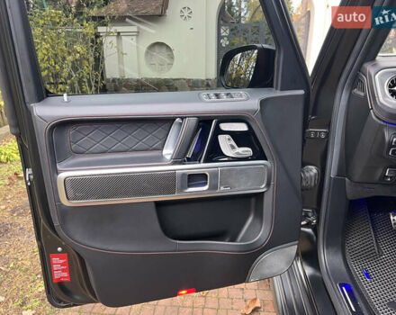 Черный Мерседес Г-Класс, объемом двигателя 4 л и пробегом 66 тыс. км за 169000 $, фото 160 на Automoto.ua