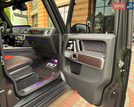 Черный Мерседес Г-Класс, объемом двигателя 3.98 л и пробегом 9 тыс. км за 330000 $, фото 28 на Automoto.ua