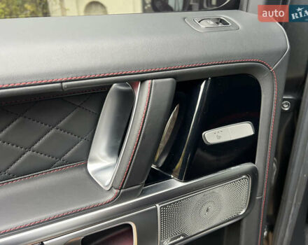 Черный Мерседес Г-Класс, объемом двигателя 4 л и пробегом 66 тыс. км за 169000 $, фото 165 на Automoto.ua