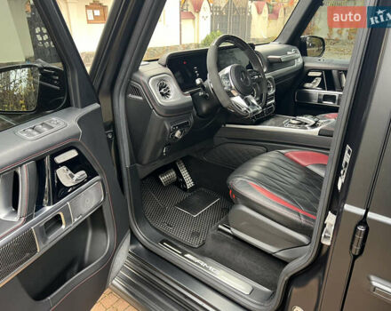 Черный Мерседес Г-Класс, объемом двигателя 4 л и пробегом 66 тыс. км за 169000 $, фото 107 на Automoto.ua