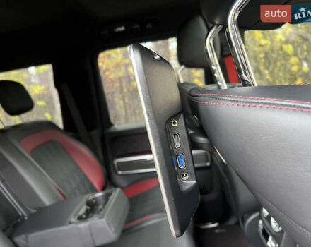 Черный Мерседес Г-Класс, объемом двигателя 4 л и пробегом 66 тыс. км за 169000 $, фото 197 на Automoto.ua