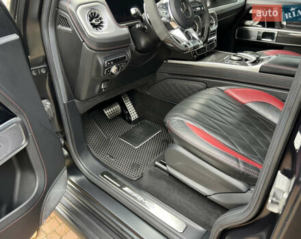 Черный Мерседес Г-Класс, объемом двигателя 4 л и пробегом 66 тыс. км за 169000 $, фото 115 на Automoto.ua