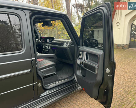 Черный Мерседес Г-Класс, объемом двигателя 4 л и пробегом 66 тыс. км за 169000 $, фото 199 на Automoto.ua