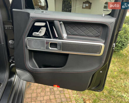 Черный Мерседес Г-Класс, объемом двигателя 4 л и пробегом 66 тыс. км за 169000 $, фото 202 на Automoto.ua