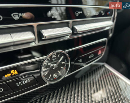 Черный Мерседес Г-Класс, объемом двигателя 4 л и пробегом 66 тыс. км за 169000 $, фото 155 на Automoto.ua