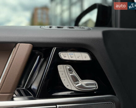 Черный Мерседес Г-Класс, объемом двигателя 3.98 л и пробегом 59 тыс. км за 153999 $, фото 28 на Automoto.ua