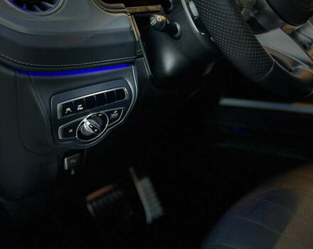 Черный Мерседес Г-Класс, объемом двигателя 3.98 л и пробегом 89 тыс. км за 177000 $, фото 6 на Automoto.ua