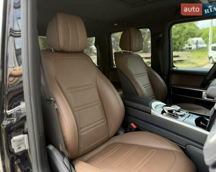 Черный Мерседес Г-Класс, объемом двигателя 3.98 л и пробегом 59 тыс. км за 153999 $, фото 85 на Automoto.ua