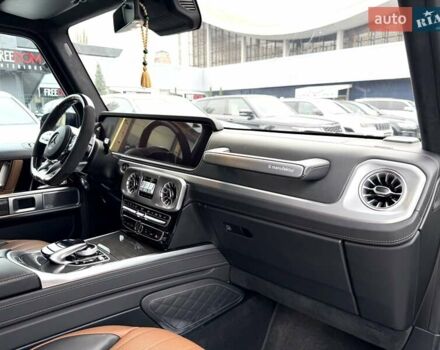 Черный Мерседес Г-Класс, объемом двигателя 3.98 л и пробегом 88 тыс. км за 162999 $, фото 18 на Automoto.ua