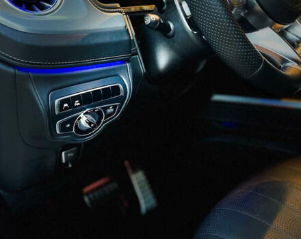 Черный Мерседес Г-Класс, объемом двигателя 3.98 л и пробегом 89 тыс. км за 177000 $, фото 67 на Automoto.ua