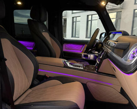 Черный Мерседес Г-Класс, объемом двигателя 3.98 л и пробегом 40 тыс. км за 218000 $, фото 18 на Automoto.ua