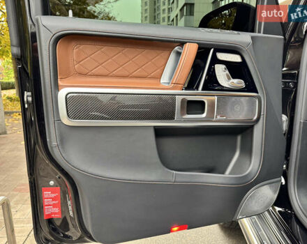 Черный Мерседес Г-Класс, объемом двигателя 3.98 л и пробегом 41 тыс. км за 183000 $, фото 18 на Automoto.ua