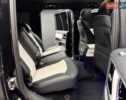 Черный Мерседес Г-Класс, объемом двигателя 4 л и пробегом 37 тыс. км за 209900 $, фото 48 на Automoto.ua