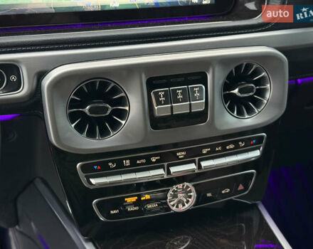 Чорний Мерседес Г-Клас, об'ємом двигуна 3.98 л та пробігом 48 тис. км за 168800 $, фото 79 на Automoto.ua