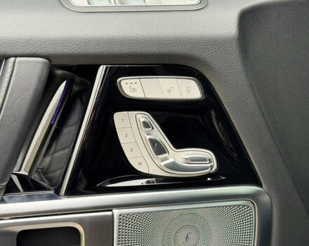 Черный Мерседес Г-Класс, объемом двигателя 3.98 л и пробегом 34 тыс. км за 195000 $, фото 12 на Automoto.ua