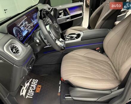 Чорний Мерседес Г-Клас, об'ємом двигуна 3.98 л та пробігом 2 тис. км за 270000 $, фото 38 на Automoto.ua