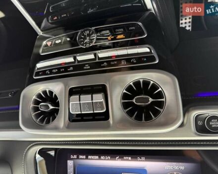 Черный Мерседес Г-Класс, объемом двигателя 3.98 л и пробегом 28 тыс. км за 238000 $, фото 35 на Automoto.ua