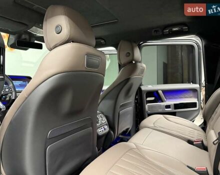 Чорний Мерседес Г-Клас, об'ємом двигуна 3.98 л та пробігом 2 тис. км за 270000 $, фото 46 на Automoto.ua