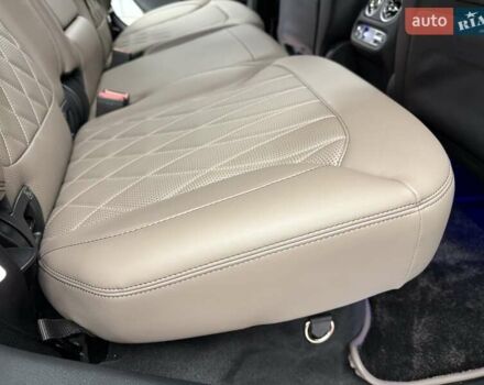 Чорний Мерседес Г-Клас, об'ємом двигуна 3.98 л та пробігом 2 тис. км за 270000 $, фото 53 на Automoto.ua