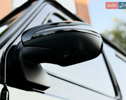 Черный Мерседес Г-Класс, объемом двигателя 3.98 л и пробегом 20 тыс. км за 232000 $, фото 22 на Automoto.ua