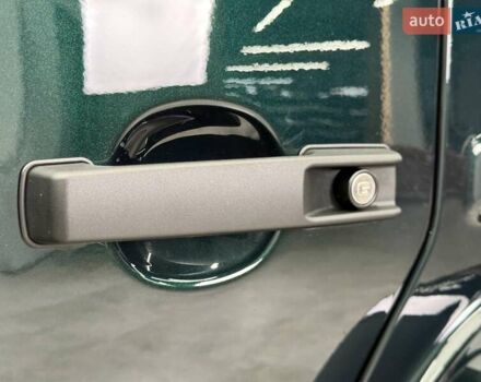 Чорний Мерседес Г-Клас, об'ємом двигуна 3.98 л та пробігом 2 тис. км за 270000 $, фото 33 на Automoto.ua