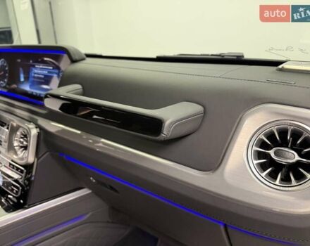 Чорний Мерседес Г-Клас, об'ємом двигуна 3.98 л та пробігом 2 тис. км за 270000 $, фото 67 на Automoto.ua