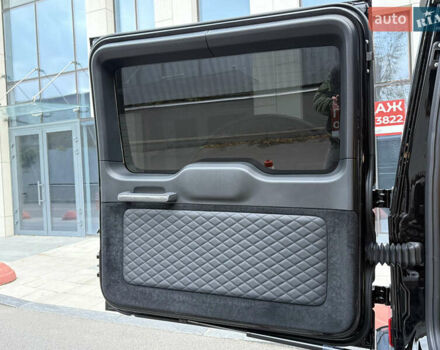 Черный Мерседес Г-Класс, объемом двигателя 3.98 л и пробегом 13 тыс. км за 330000 $, фото 69 на Automoto.ua