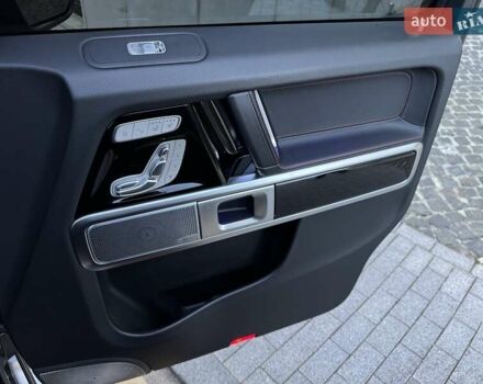 Черный Мерседес Г-Класс, объемом двигателя 4 л и пробегом 87 тыс. км за 230000 $, фото 67 на Automoto.ua