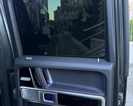 Черный Мерседес Г-Класс, объемом двигателя 4 л и пробегом 87 тыс. км за 230000 $, фото 85 на Automoto.ua