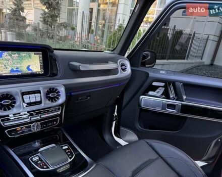 Черный Мерседес Г-Класс, объемом двигателя 4 л и пробегом 87 тыс. км за 230000 $, фото 57 на Automoto.ua