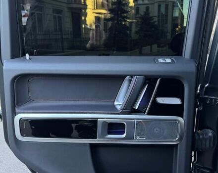 Черный Мерседес Г-Класс, объемом двигателя 4 л и пробегом 87 тыс. км за 230000 $, фото 78 на Automoto.ua