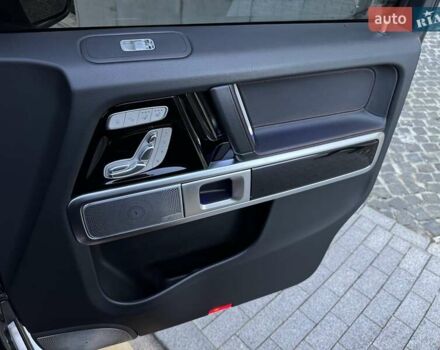 Черный Мерседес Г-Класс, объемом двигателя 4 л и пробегом 87 тыс. км за 230000 $, фото 66 на Automoto.ua