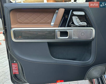Чорний Мерседес Г-Клас, об'ємом двигуна 3.98 л та пробігом 23 тис. км за 325000 $, фото 55 на Automoto.ua