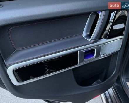 Черный Мерседес Г-Класс, объемом двигателя 4 л и пробегом 87 тыс. км за 230000 $, фото 79 на Automoto.ua